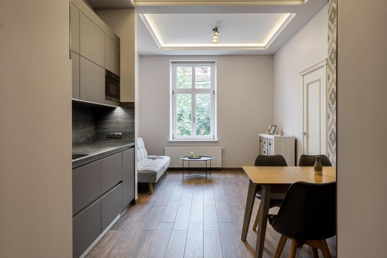 Inshiapartments On Kovzhuna Str Lviv Exterior photo