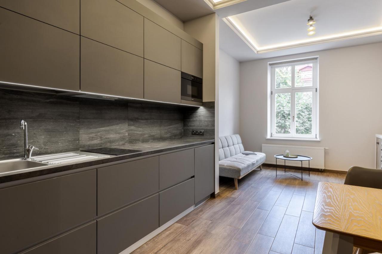 Inshiapartments On Kovzhuna Str Lviv Exterior photo
